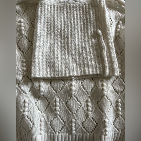 LOFT Cowl-Neck Sweater (XS) - Picture 8 of 11